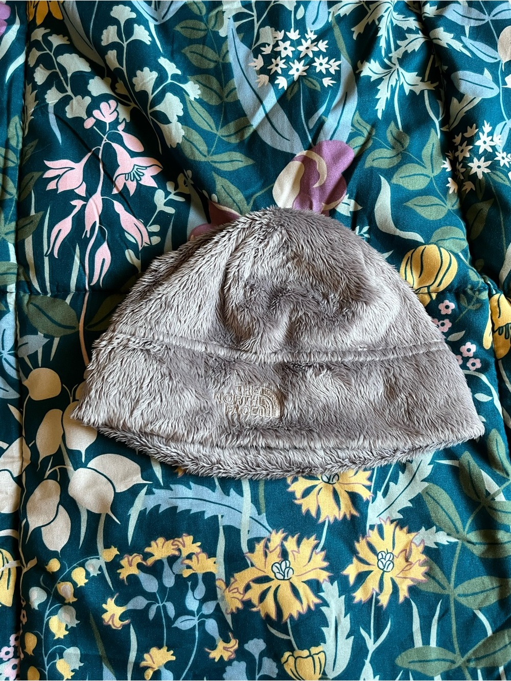 The North Face Kids Gray Plush Fleece Beanie Youth Size Medium